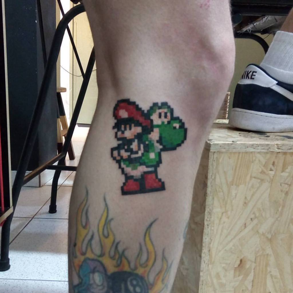 Yoshi, Baby Mario, Pixel tattoo, Churus Savioli