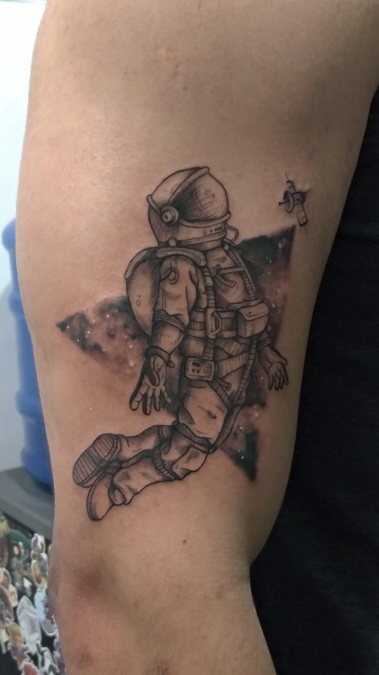 Churus Savioli, Astronauta tattoo, preto e branco tattoo, astronauta